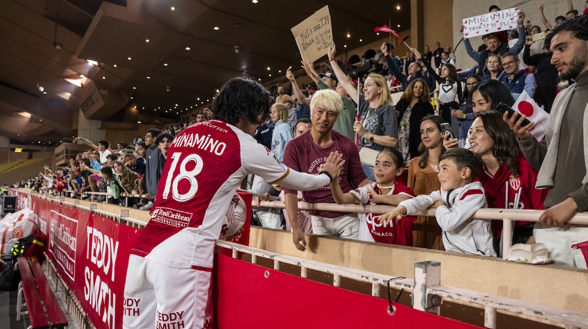 Takumi Minamino avec le Japon pour les éliminatoires du Mondial 2026