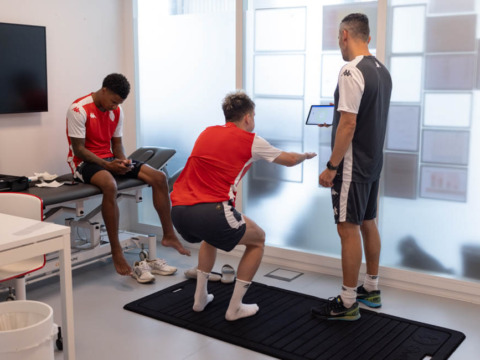 The Rouge et Blanc return to the Performance Centre for medical tests