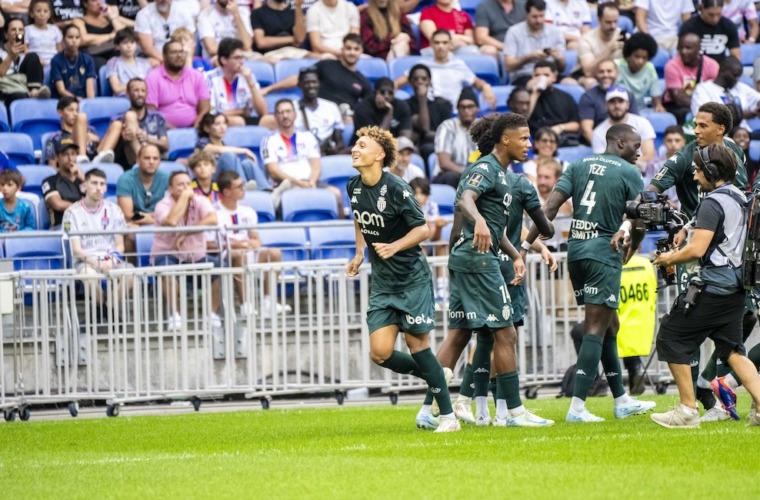 The reactions of Ben Seghir, Akliouche and Kehrer after the win in Lyon