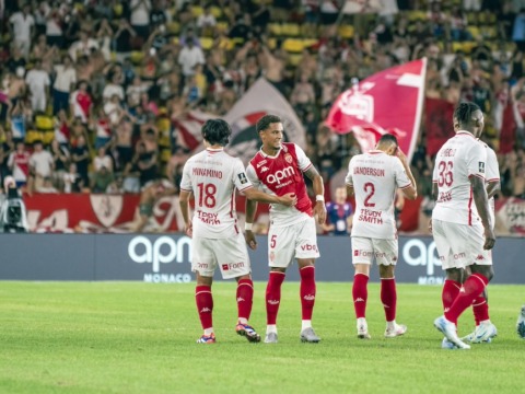 Le groupe de l’AS Monaco pour la réception des Sang et Or