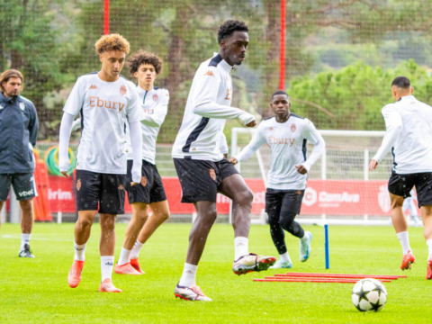 Le dernier entraînement des Rouge et Blanc avant le choc contre Barcelone