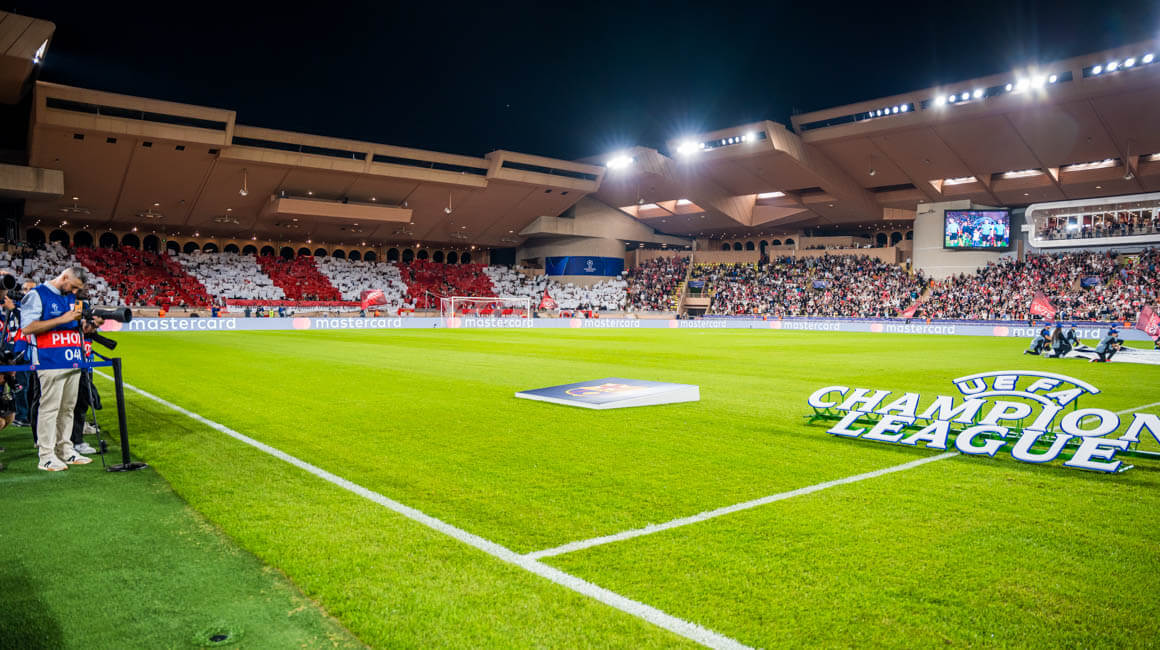 Affluence, atmosphère, célébration… Le Stade Louis-II en ébullition face au Barça