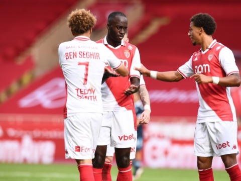 The reactions of Ben Seghir and Teze after the win over Le Havre