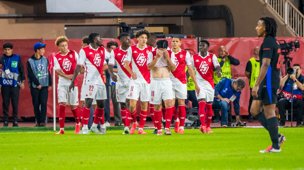 Les réactions d’Akliouche, Ben Seghir, Embolo et Zakaria après le Barça