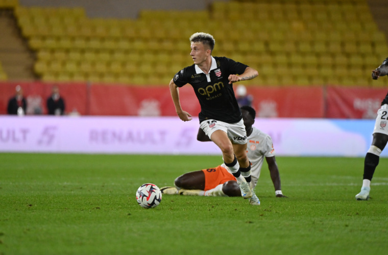 Aleksandr Golovin avec la Russie pour un camp d’entraînement