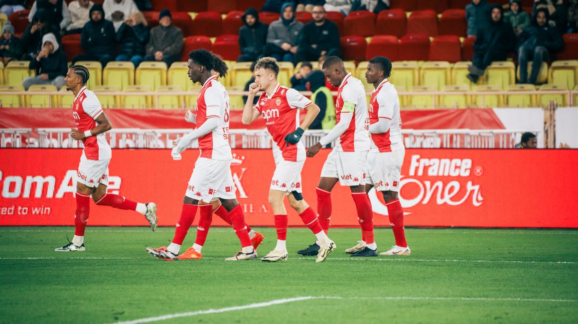 Le groupe de l’AS Monaco pour la réception du TFC