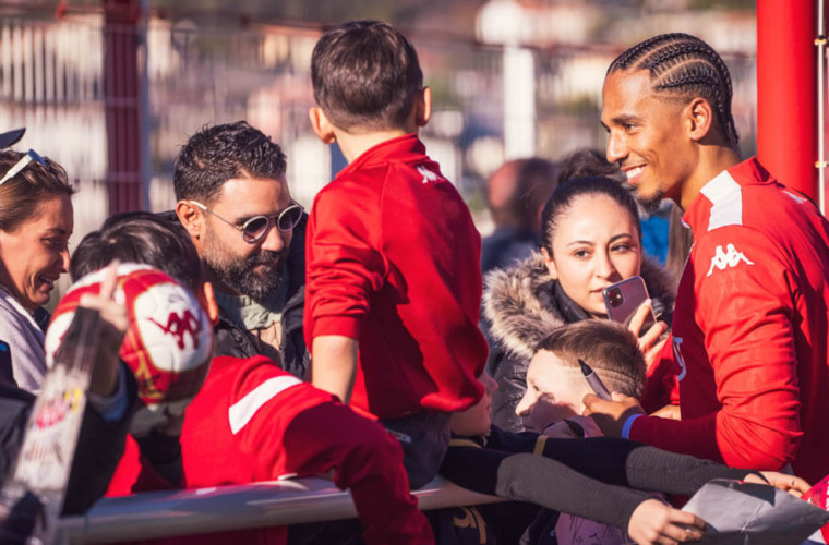 Les images de l'Open training au Centre de Performance avec les fans monégasques