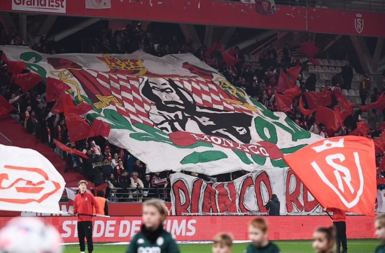 Tifos, ambiance, affluence… Un parcage encore grandiose à Reims