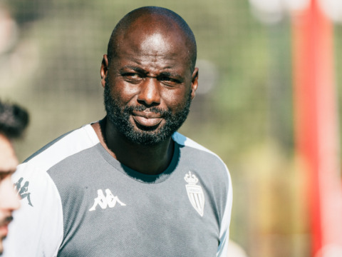 Joyeux anniversaire au coach Djimi Traoré