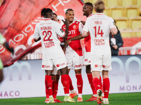 Biereth voit triple, l'AS Monaco enchaîne contre Auxerre !