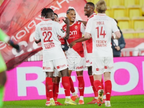 Biereth voit triple, l'AS Monaco enchaîne contre Auxerre !